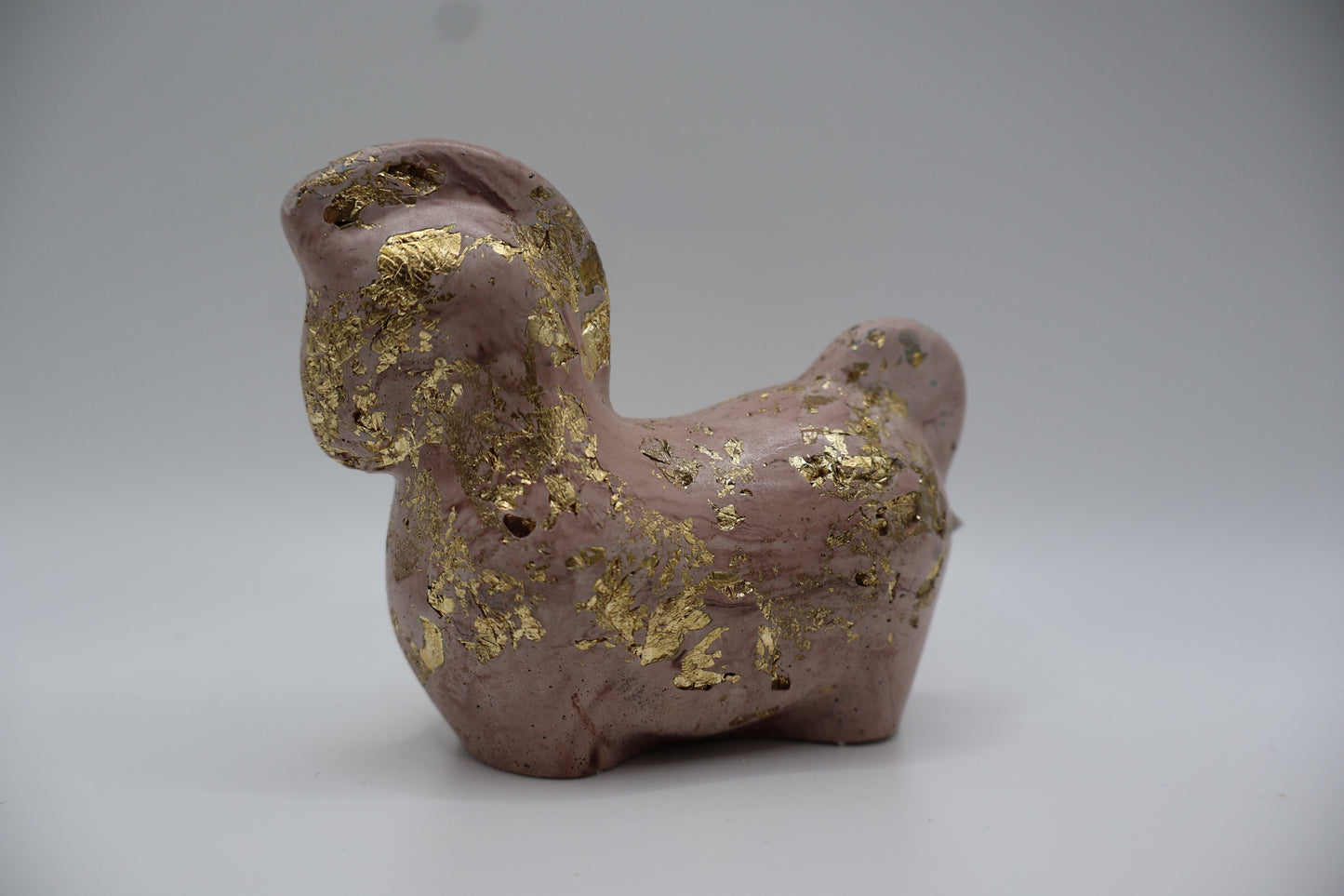 Cementique - Horse Tiro with Gold Leaf Accents