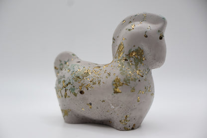 Cementique - Horse Tiro with Gold Leaf Accents